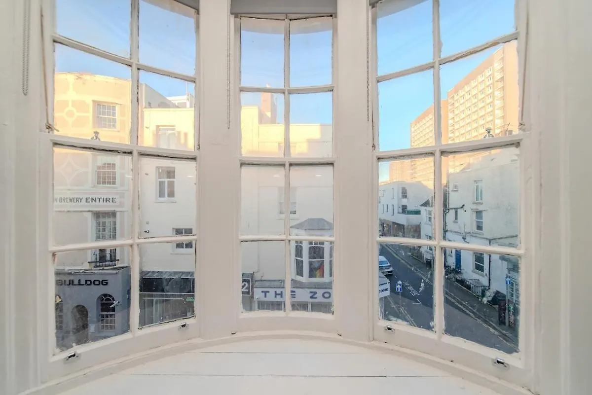 Seafront 3 Bedroom Flat Sleep 10 Guests Brighton Apartment