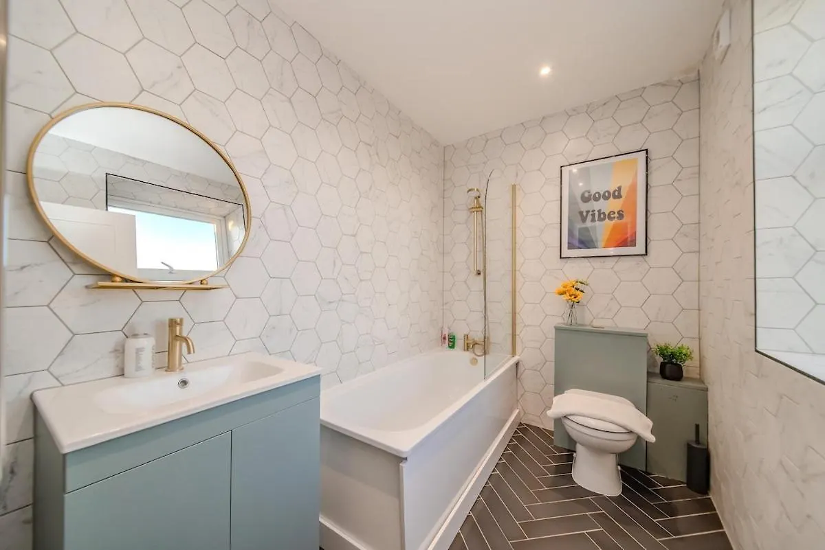 Seafront 3 Bedroom Flat Sleep 10 Guests Brighton